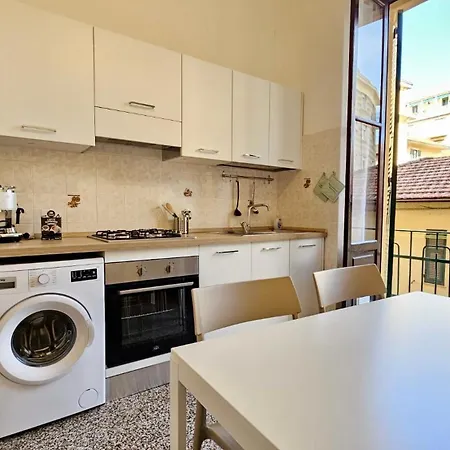 Trieste 8 Apartment *